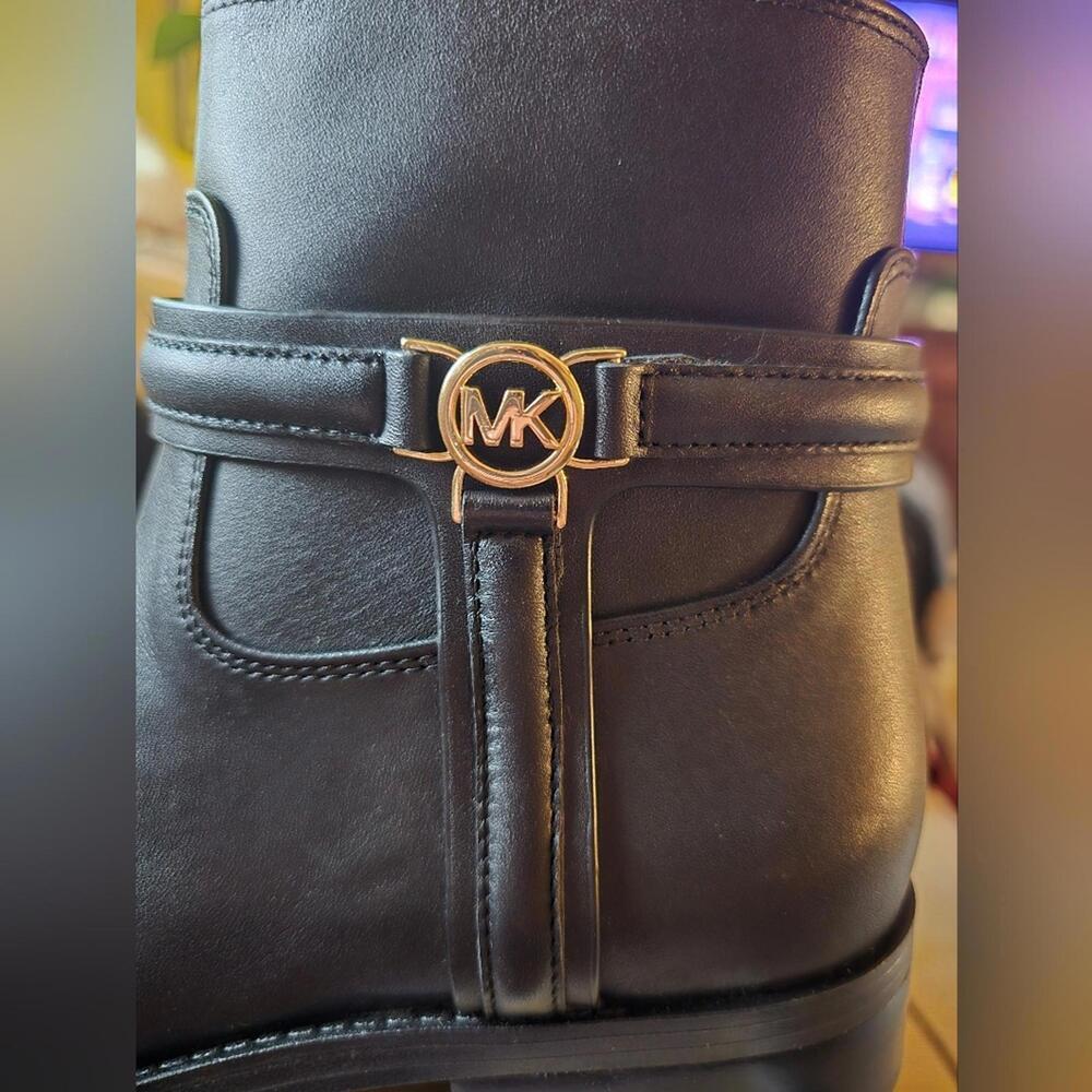 Michael Kors Mindy Leather Boot - Picture 12 of 12